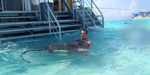 GALVESTON CRUISES : Cayman Pirate Encounter : Excursions