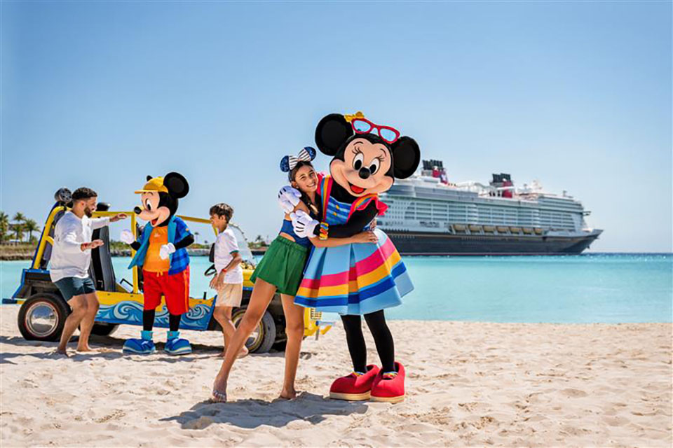 Disney Characters on Beach at Castaway Cay Disney Characters on Beach at Castaway Cay