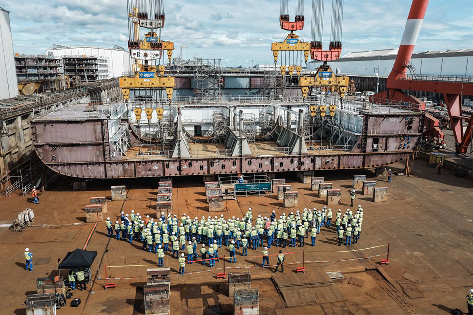 Seventh Oasis Class Ship Being Built Seventh Oasis Class Ship Being Built